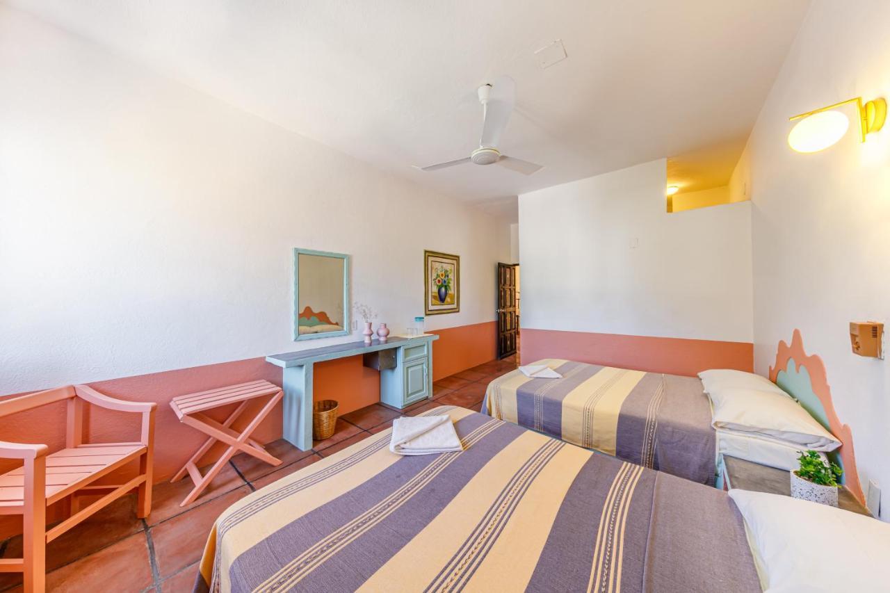 Hotel Flor De Maria Puerto Escondido  Zewnętrze zdjęcie