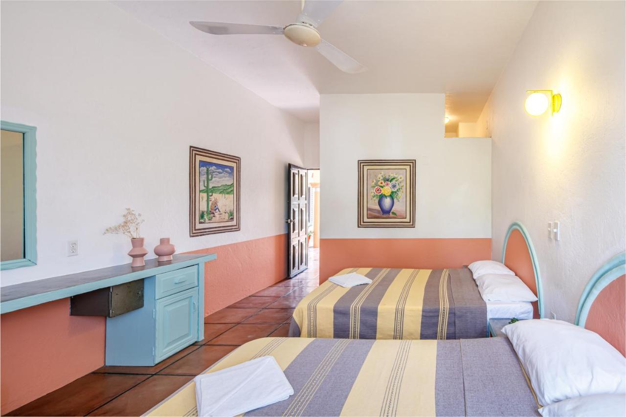 Hotel Flor De Maria Puerto Escondido  Zewnętrze zdjęcie