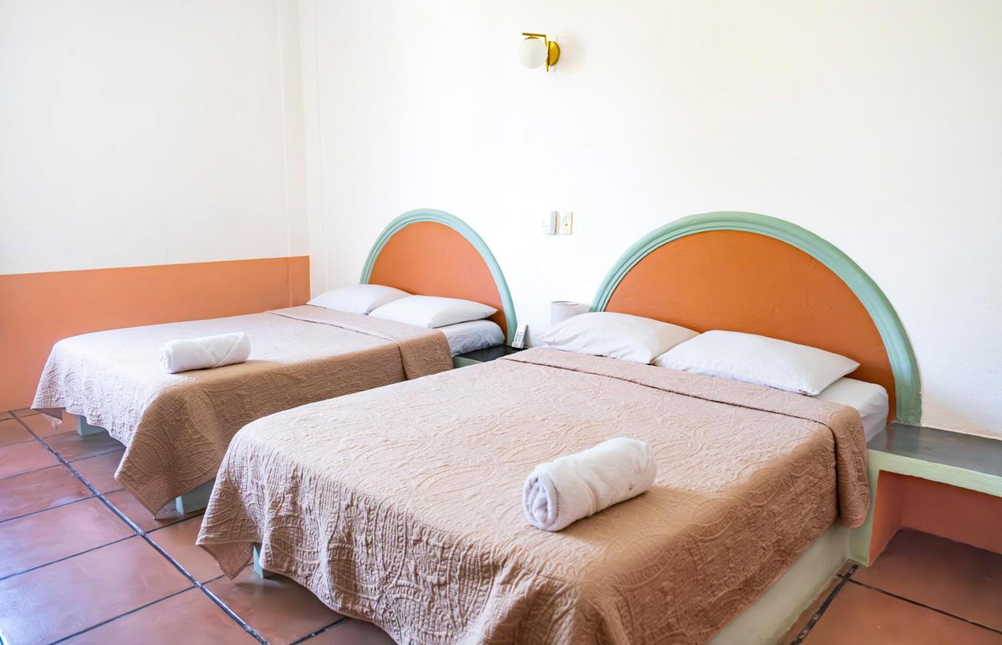 Hotel Flor De Maria Puerto Escondido  Zewnętrze zdjęcie